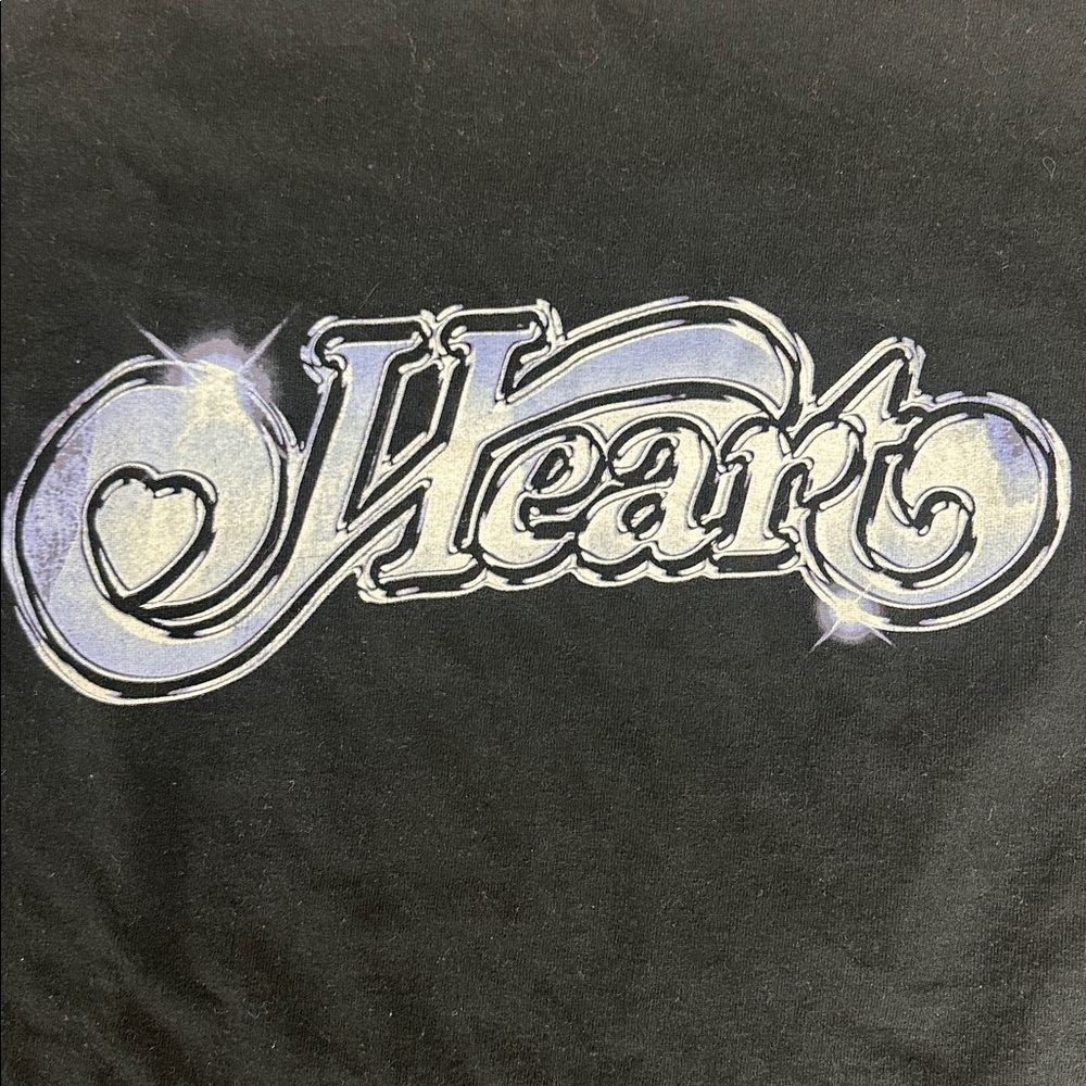 Heart Graphic Rock Concert Men's T-Shirt - Size XL - Picture 3 of 7